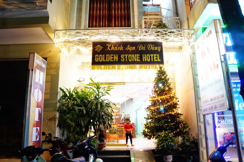 Khách sạn Đá Vàng